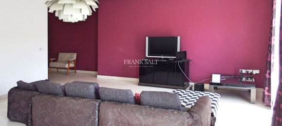 4 bedrooms Penthouse in Msida, Malta No. 4050 4