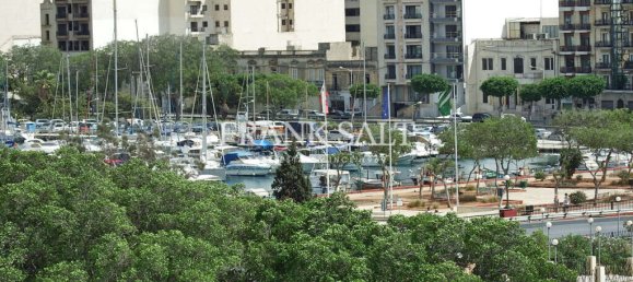 4 bedrooms Penthouse in Msida, Malta No. 4050 37