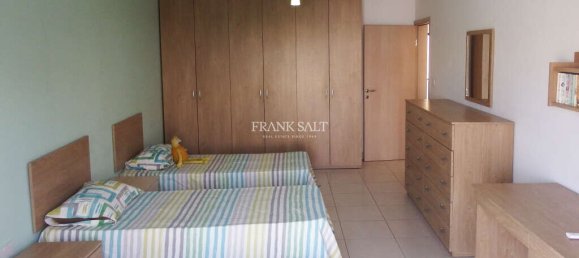 4 bedrooms Penthouse in Msida, Malta No. 4050 26