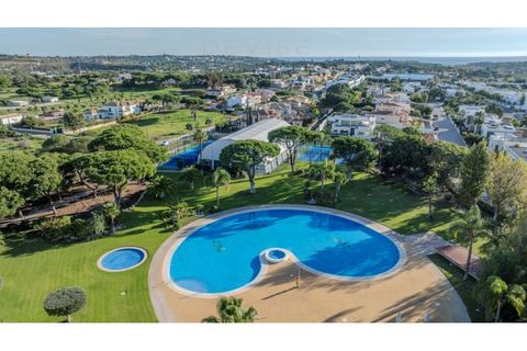 3 غرف نوم شقة في Quarteira, Portugal رقم 147374