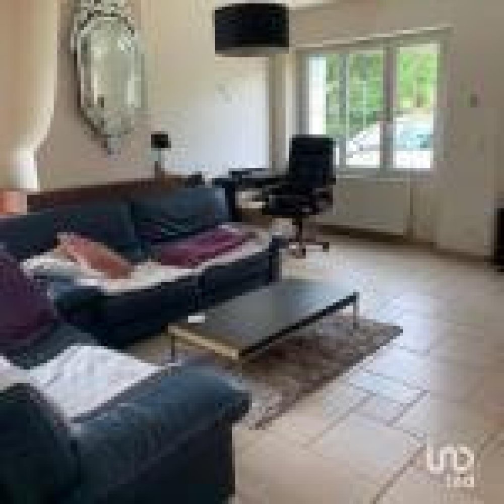 3 bedrooms House in Provins, France No. 29215