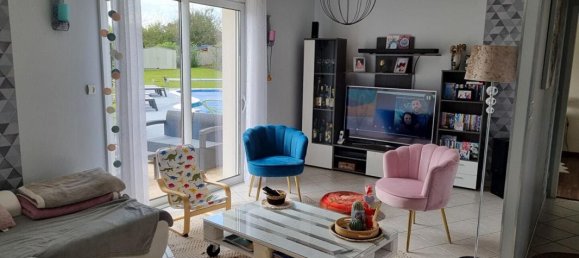 5 bedrooms House in Villetrun, France No. 243864 13