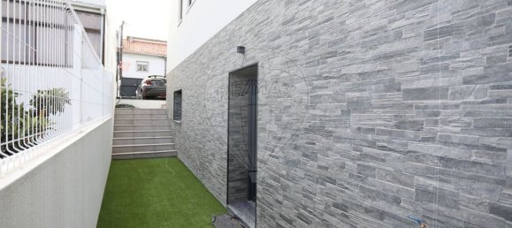 5 غرف نوم منزل في Odivelas, Portugal رقم 180234 23