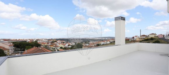 5 غرف نوم منزل في Odivelas, Portugal رقم 180234 21