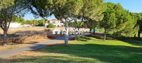 1651m² Land in Quarteira, Portugal No. 194347 5