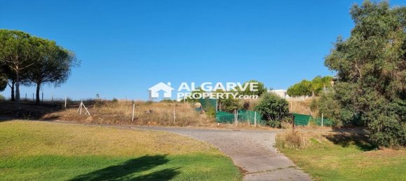 1651m² Land in Quarteira, Portugal No. 194347 6