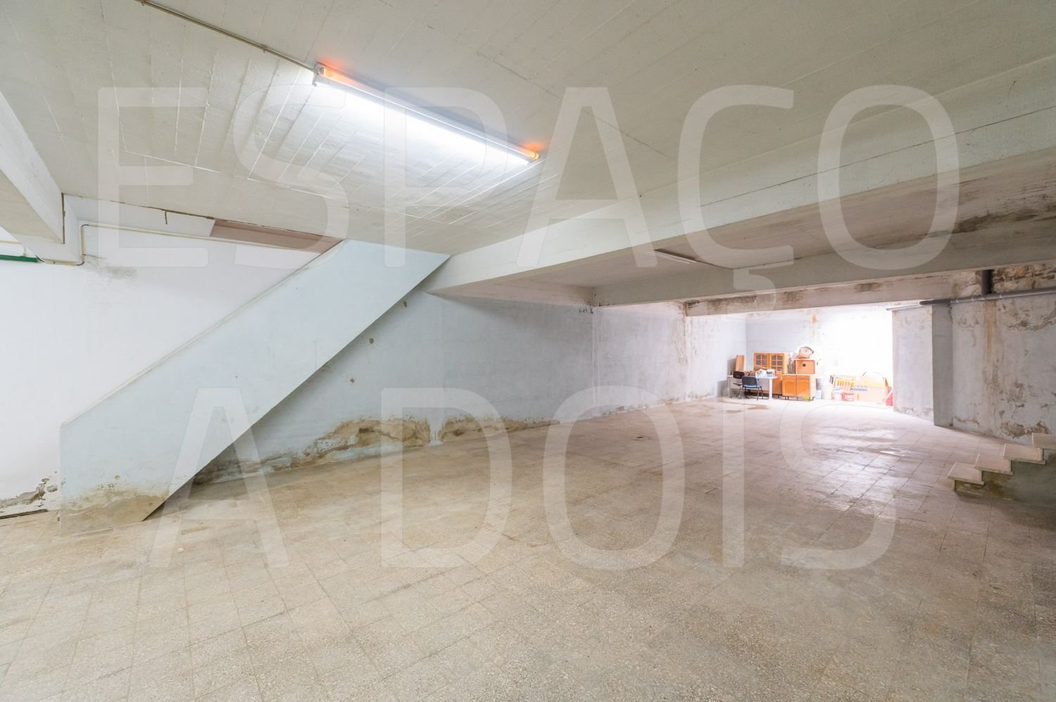  مستودع في Amadora, Portugal 185متر مربع رقم 195886