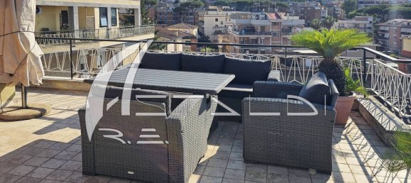 2 chambres Penthouse à Rome, Italy No. 321356 13