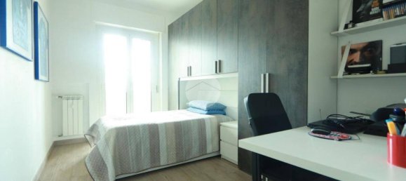 Apartamento de 3 dormitorios en Pescara, Italy No. 208524 8