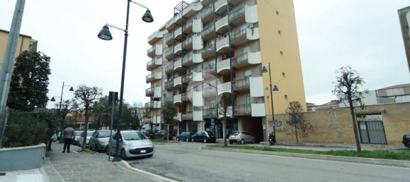 Apartamento de 3 dormitorios en Pescara, Italy No. 208524 20
