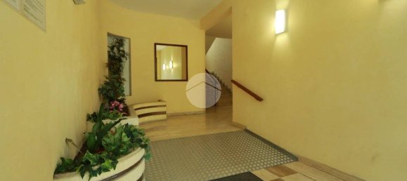 Apartamento de 3 dormitorios en Pescara, Italy No. 208524 3