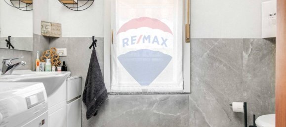 2 Schlafzimmer Wohnung in Cardano al Campo, Italy, Nr. 308682 12