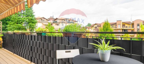 2 Schlafzimmer Wohnung in Cardano al Campo, Italy, Nr. 308682 18