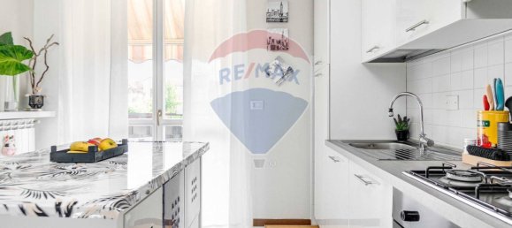 2 Schlafzimmer Wohnung in Cardano al Campo, Italy, Nr. 308682 3