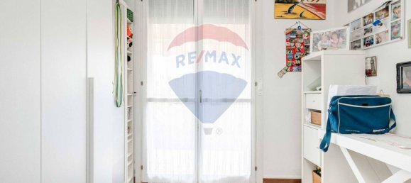 2 Schlafzimmer Wohnung in Cardano al Campo, Italy, Nr. 308682 15