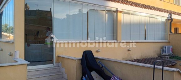 3 bedrooms Villa in Pomezia, Italy No. 379930 9