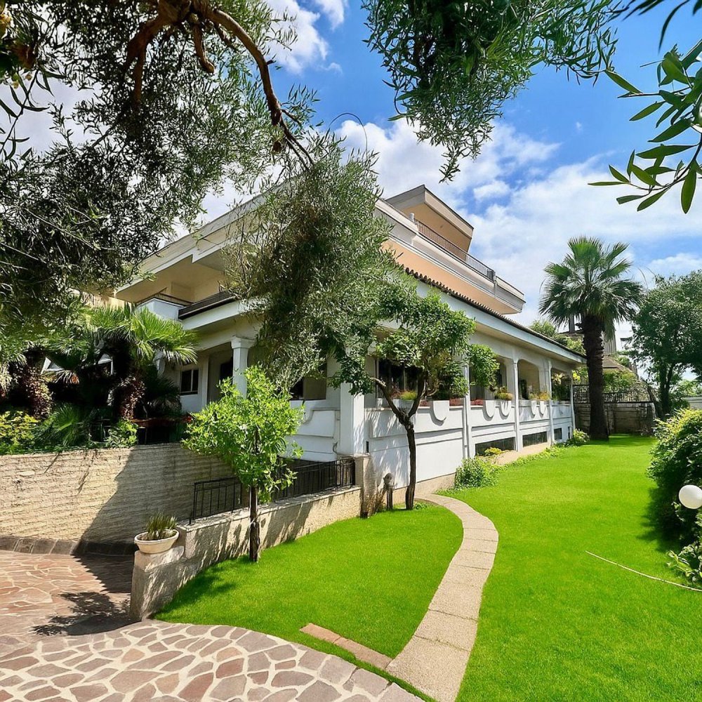 11 bedrooms Villa in Formia, Italy No. 396414