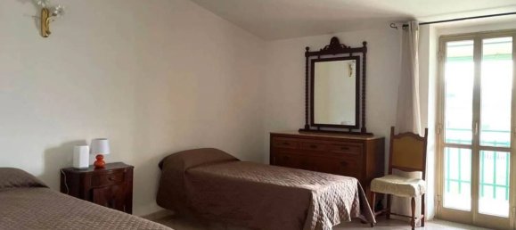 6 bedrooms Apartment in Borgia, Italy No. 211202 20