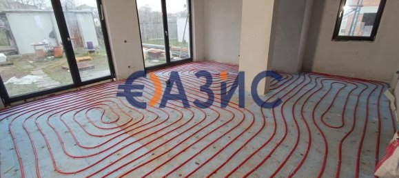 4 bedrooms House in Marinka, Bulgaria No. 906 2