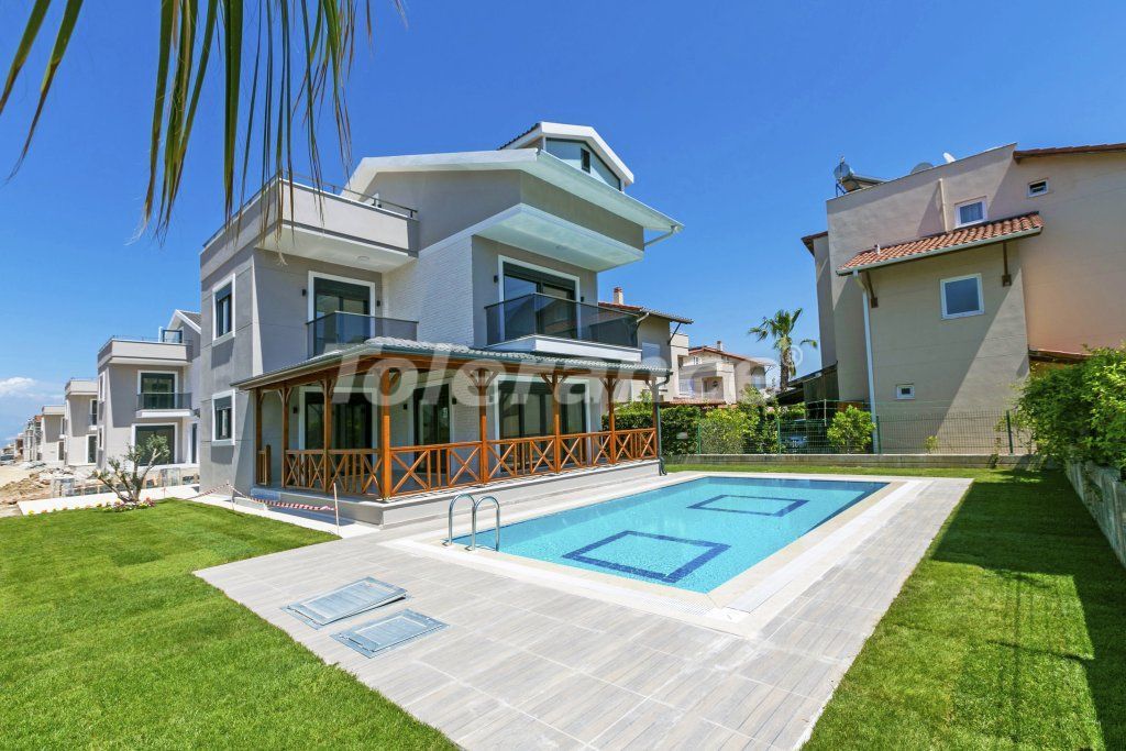Villa 3+1 in Belek, Turkey No. 4588