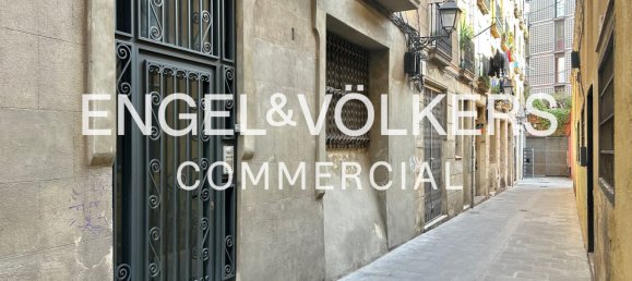 155m² Commercial property in Ciutat Vella, Spain No. 146025 23