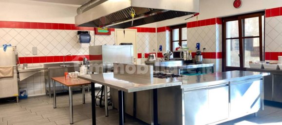 6 bedrooms House in Somano, Italy No. 108872 8