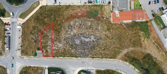 406m² Land in Lousada, Portugal No. 62427 6