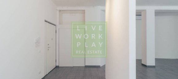 2 bedrooms Apartment in Milan, Italy No. 377186 43