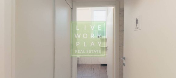 2 bedrooms Apartment in Milan, Italy No. 377186 7