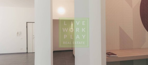 2 bedrooms Apartment in Milan, Italy No. 377186 27