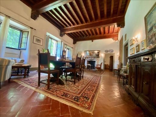 23 rooms Villa in Florence, Italy No. 17670