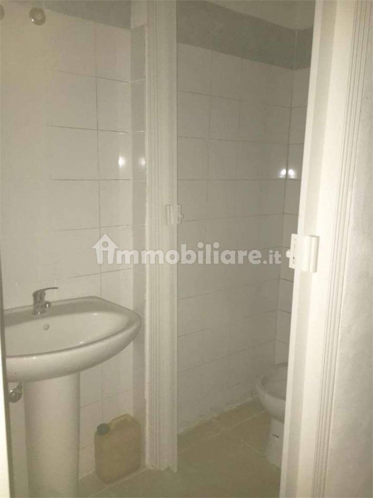 Propiedad comercial de 1 habitación en Syracuse, Italy No. 248078