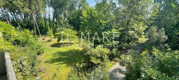 3 bedrooms Villa in Massa, Italy No. 49409 19
