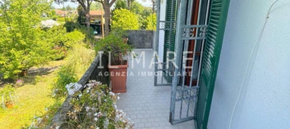 3 bedrooms Villa in Massa, Italy No. 49409 17