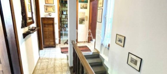 3 bedrooms Villa in Massa, Italy No. 49409 10