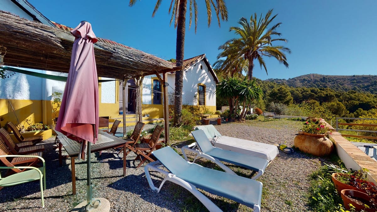 7 bedrooms House in El Limonar, Spain No. 47566