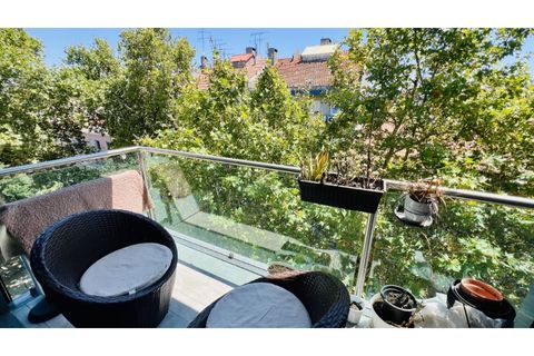 4 bedrooms Duplex in Lisbon, Portugal No. 197744