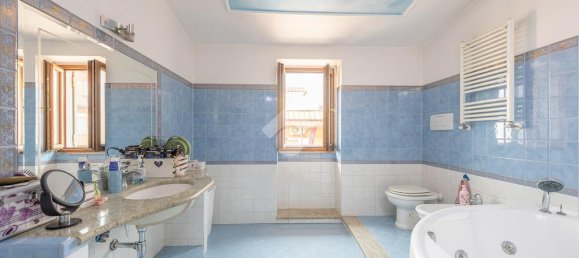 2 bedrooms Apartment in Rome, Italy No. 291906 12