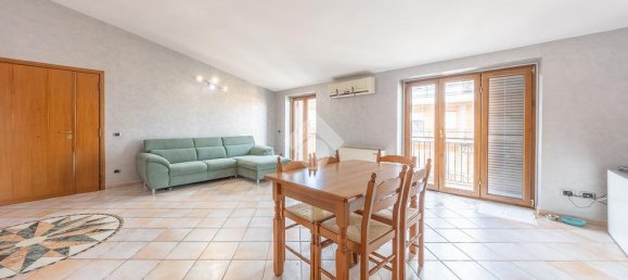 2 bedrooms Apartment in Rome, Italy No. 291906 3