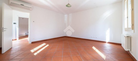 4-salle Maison à Carpi, Italy No. 284012 4