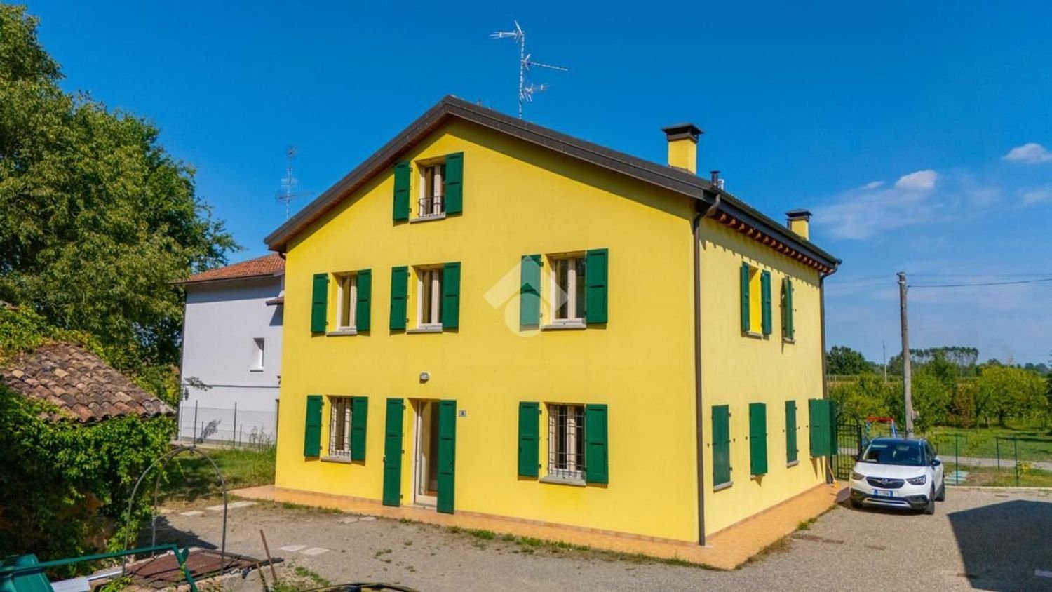 4-salle Maison à Carpi, Italy No. 284012