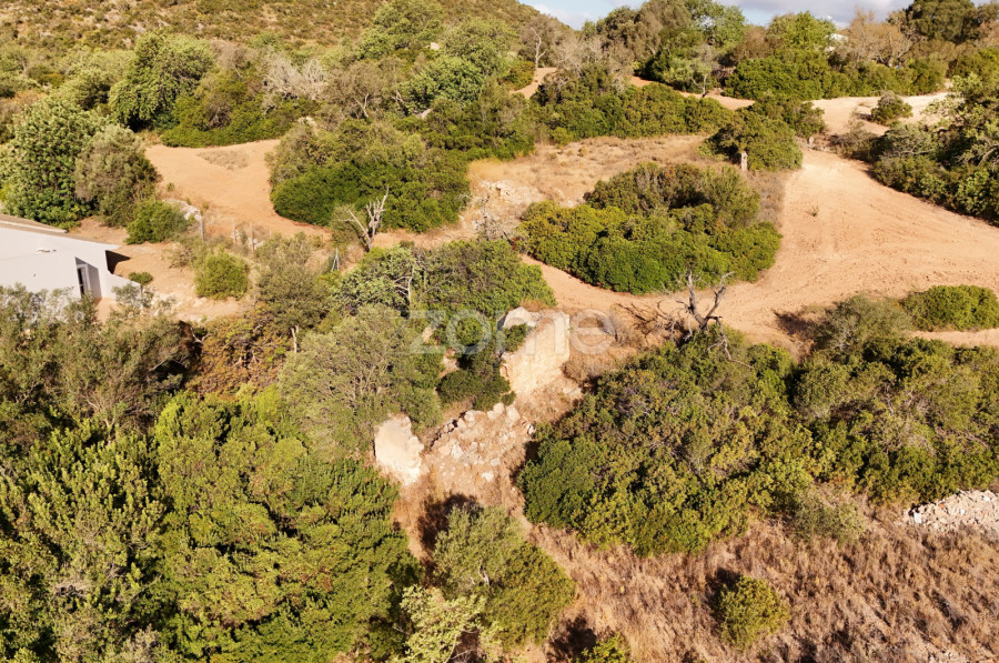 Terreno en Loule, Portugal 150 m² No. 301710