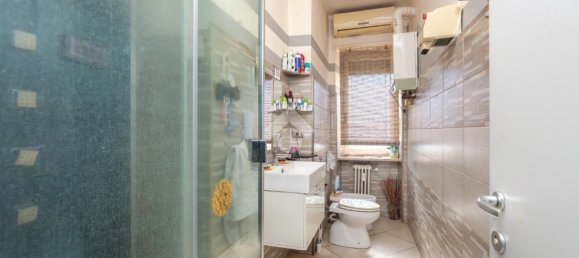 Apartamento de 3 divisões em Turin, Italy N.º 83393 23