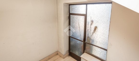 Apartamento de 3 divisões em Turin, Italy N.º 83393 4