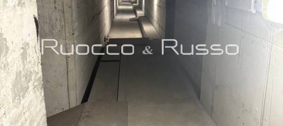 13m² Warehouse in Genoa, Italy No. 329908 9