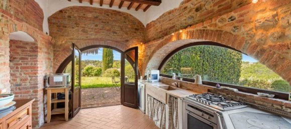 4 bedrooms Villa in Città della Pieve, Italy No. 52745 13