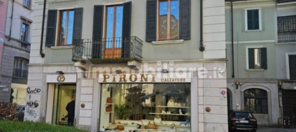 Apartamento T4 em Monza, Italy N.º 189056 2