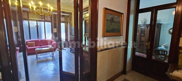 Apartamento T4 em Monza, Italy N.º 189056 10