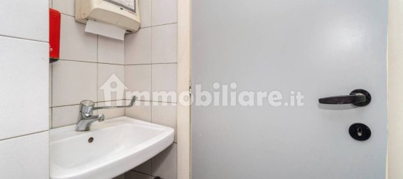 Imóvel comercial de 2 divisões em Turin, Italy N.º 330772 17