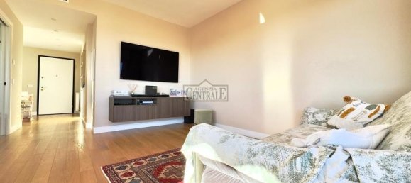 3-salle Penthouse à Sanremo, Italy No. 232786 9